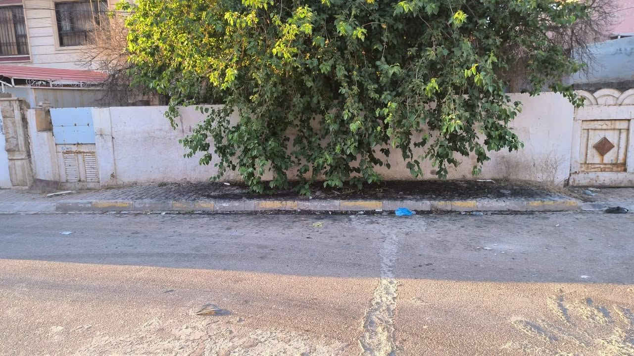السلام عليكم بيت للبيع طابو ملك صرف موقع تجاري كركوك طريق بغداد مكان فول تجاري يحتوي على مساحه 243واجهتين على شارع 20 للاستفسار اكثر الاتصال علا الرقم ***********

