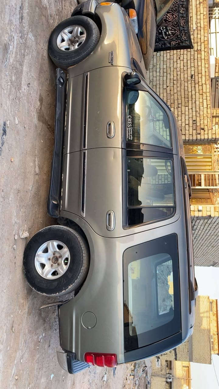 السلام عليكم سياره فورد امريكي موديل  1999كير ومكينه مكفوله من الصبغ مكفوله من الكص مكفوله ماعده بارد بصفحة اليمنه بيع او مراوس
السعر 48 $ بيهه مجال
***********
