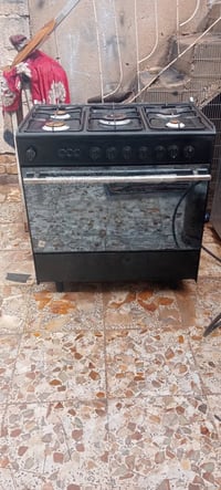 طباخ اوربي • قابل تفاوض • الاحرار الخضاره