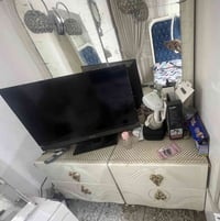 غرفة نوم تركية • مستعملة • ٨ قطع