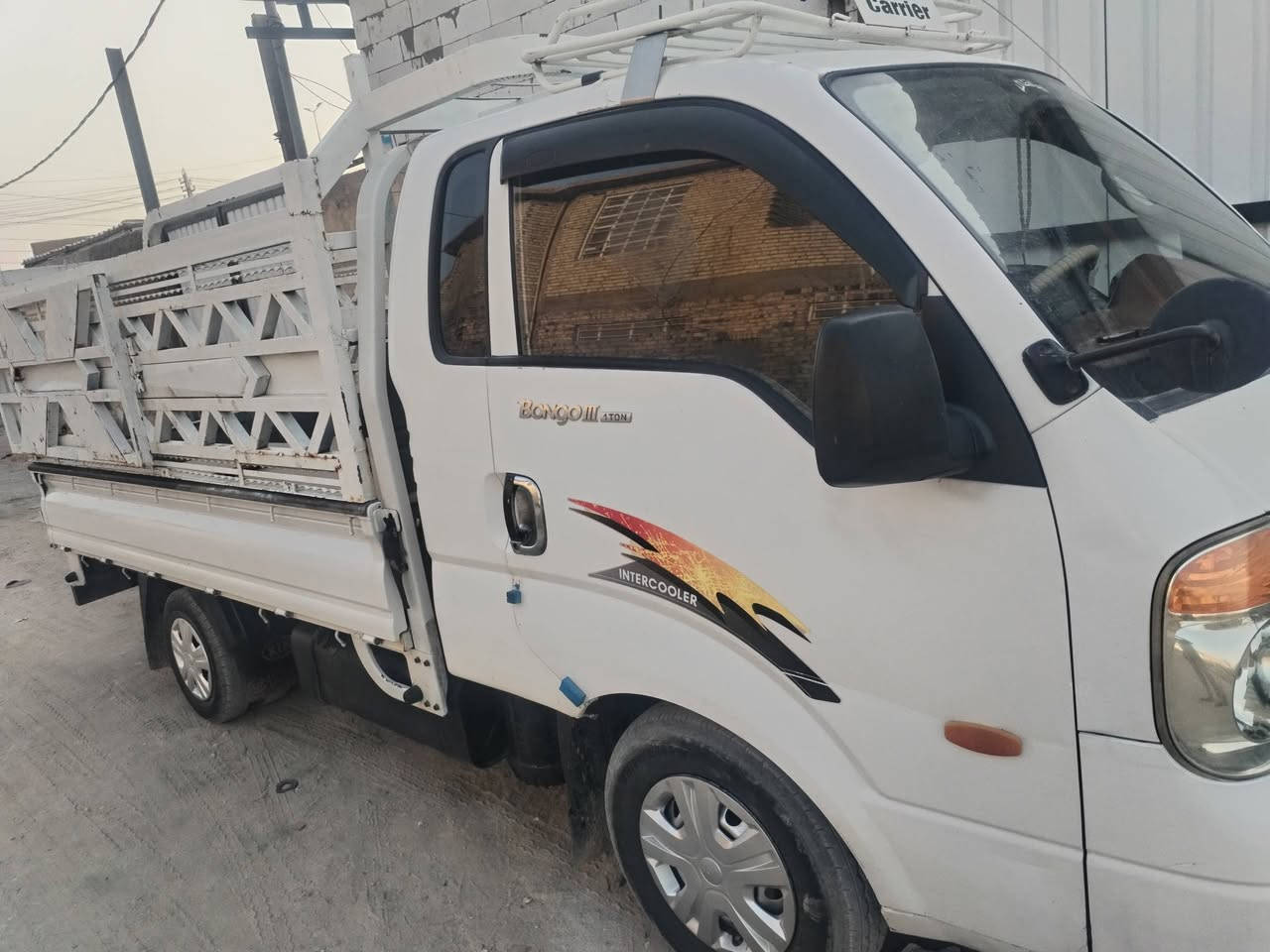 السلام عليكم كيا بنكو 2007 مكينة 3000 مفتوح رقم كربلاء دولي سنوية مانافذة بسمي مكينة وكير جدد كشر بلادي لاصبغ ولاضربة شاصي مكفول رقم شاصي واضح تايرات الامامية جدد بس الخلفيات نص عمر كهربائيات شغالة السيارة ماعايزة اي شي
مكاني نجف الرضوية قرب معمل المرور
السعر 90 وبيه مجال حك الجية 
***********
***********
 ملاحضة(( #المحجر_سعرة_مو_من_ضمن_السيارة ))
