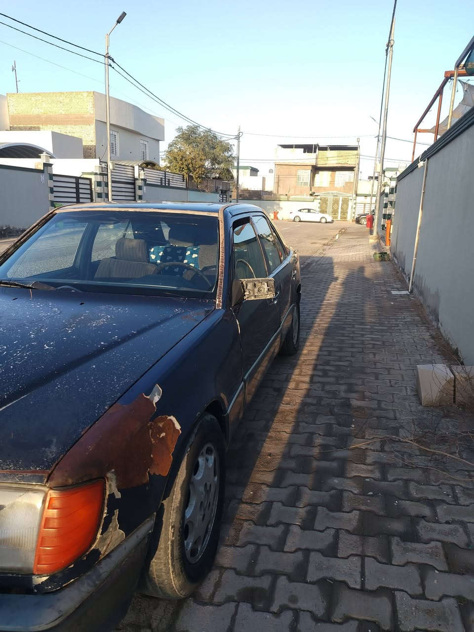 سلام عليكم مرسدس دب محرك ٢٥٠٠ ياباني كير جديد توني شاده حدديه تعبانه سعر ٢٧ مكان النجف
***********
