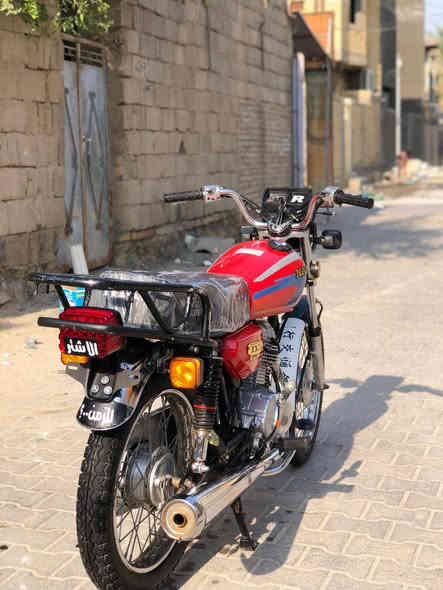 دراجه نامه أصلي دراجه ما ناقصه برغي وراق صولي مديل ٢٣ سعره بواحد و٣٠٠ وبيه مجال قليل وشراي بي خير ويدلل دراجه نقص واحد مابيه تجي تفحص وين ما يعجبك مو شراي طلع كبل وسعره مره ثانيه بواحد و٣٠٠ وبيه مجال قليل مكاني سماوه قضاء رميثة ( رقمي ***********
