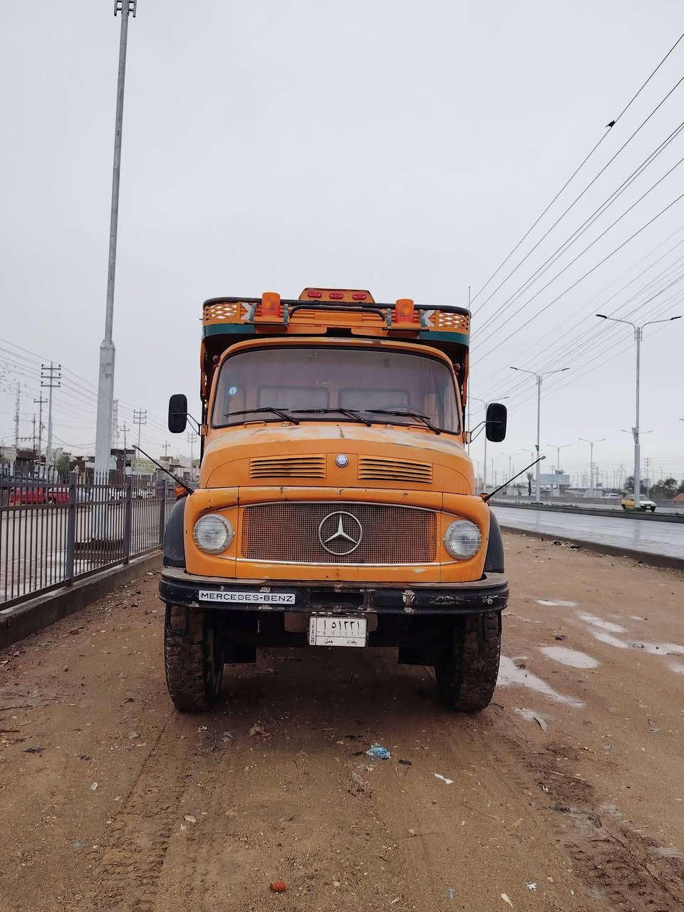 البيع قجمه 82 بلاد كفاله عامه شاصي و قماره بلا صبغ استلام شركه مكينه ستندر ممفتوحه ولا بخار ولا تنقيص كير ٢٥ ابو شخاطه رقم بغداد ألماني سنويه جديده مكان نجف الاستفسار الاتصال على الرقم *********** ***********
