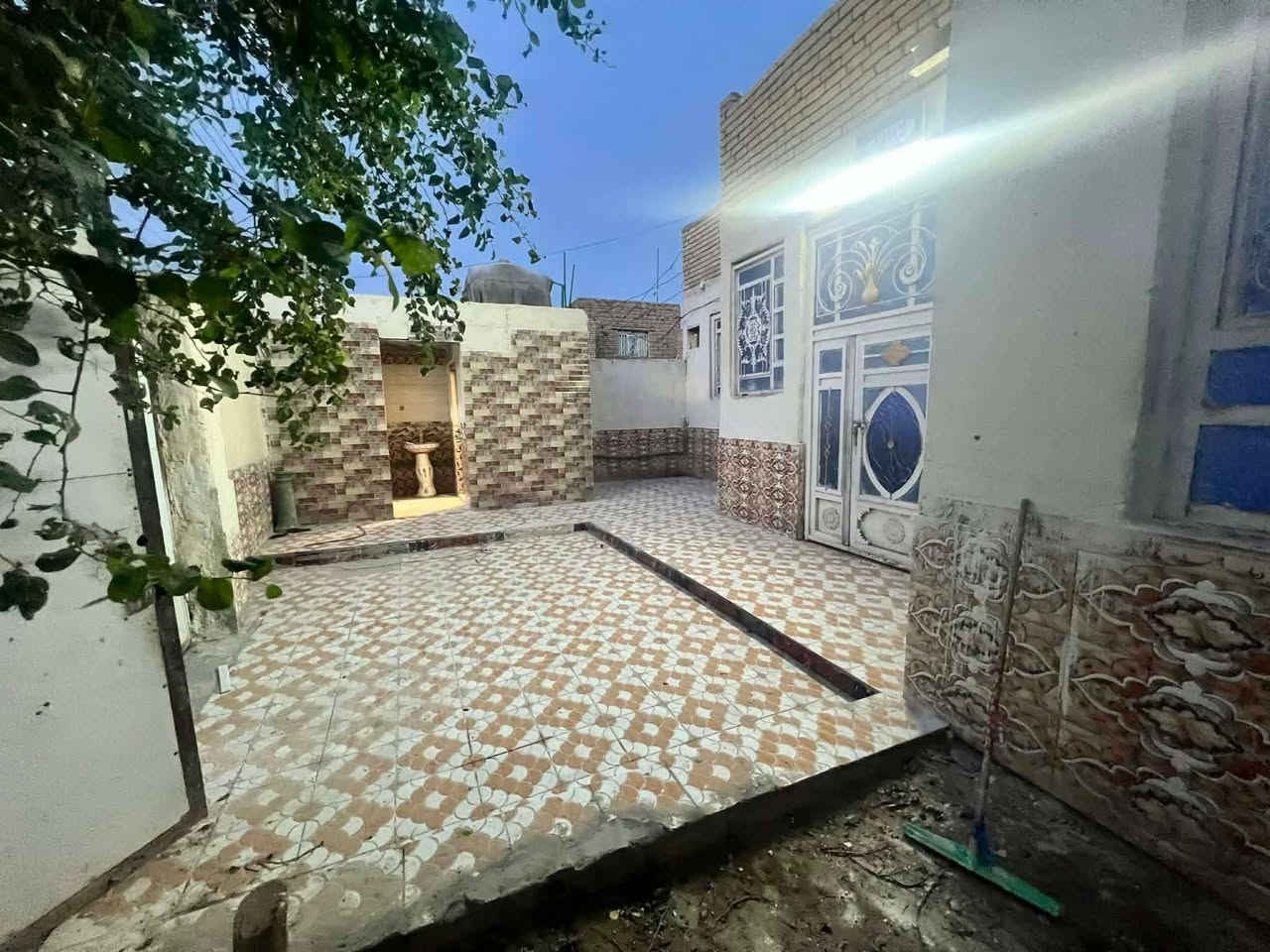 يا الله بيت 200متر بل سديناويه حي رحمان
عرض الشارع 9 وقريب عل سايدين
بناء جديد غرفتين وصاله ومطبخ وديوانيه 
وحمامات داخليه خارجيه وساحه
 سعر 70وبي مجال
للاستفسار ***********

      _______________________________
عندك #بيت للبيع او #للايجار دزلي تفاصيله وسعره ع الخاص بيع وإيجارات سريعه ان شاء الله والتسهيل من الله / تفضلوا خاص اوالاتصال على الرقم التالي 
      _ _ _ _ __***********_ _ _ _  __
                 مكتب الـسـلام للعقار
