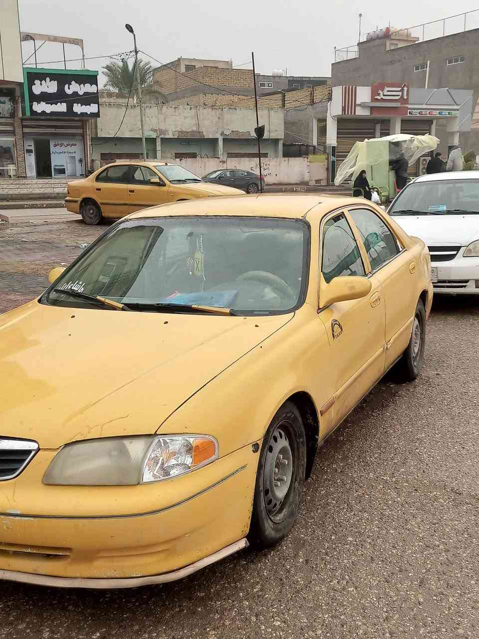 السلام عليكم 
مازدا 2001 كير ومحرك كامري 2000 ابو الجف المرغوب حداديه اماميه قبل فتره شديتها تخم تاير صار اسبوع شديته تبريد عوزه غاز فقط شرط غاز فقط دواخلها كلش نضيفه ترايك للموصل ... سعرها 36 ترهم مراوس 
رقمها ألماني وجاي اشتغل برقمها الانكليزي ***********
