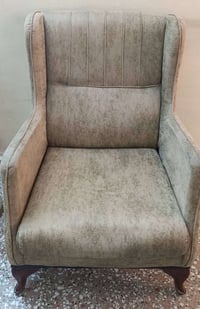 تخم ١٠ مقاعد مكان بغداد 07731795382