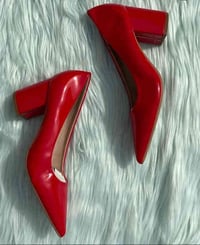 توفر شلعه احذيه كعب نسائي الكميه خير من الله فوك 50 قطعه شي ان  078141...