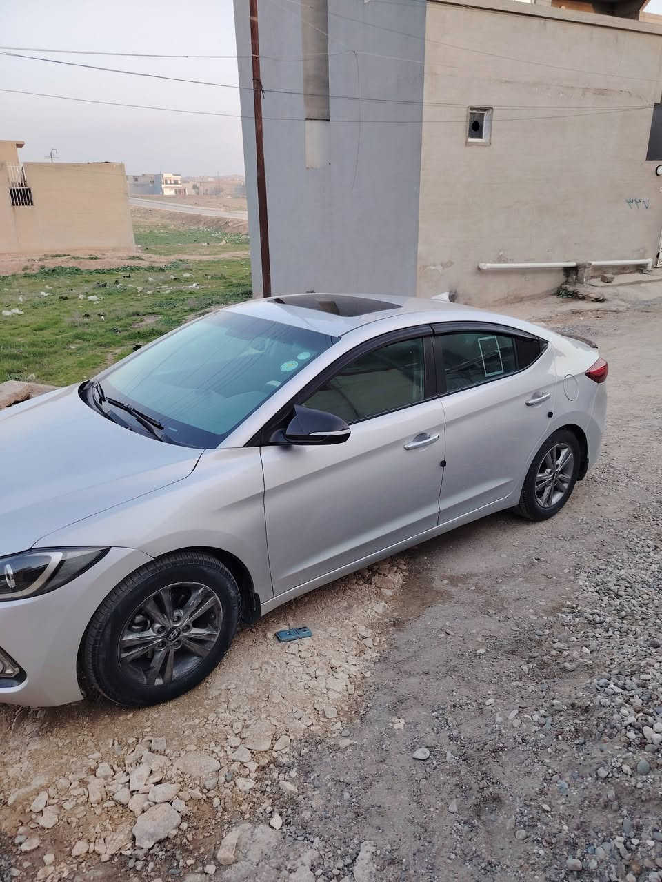 النترا للبيع وارد امريكي فول موديل 2018@ضررها خمس قطع 115$ مكان تلعفر
***********
