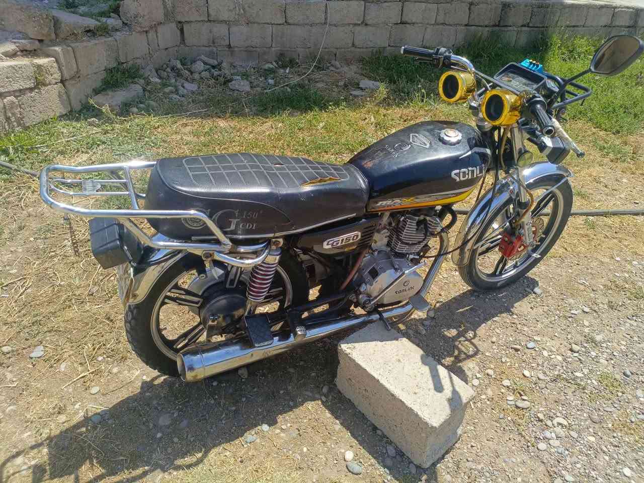 سلام عليكم موطور موديل 2023 نضيف حيل سافين محرك 150 كهربيات كلها شقاله كلو شقال محرك ما مفتوح مفيلس بس موطور رقم وحد مال جنيه سلف حجم ثقيل  السعر 500 وبي مجال ملاحضه مكاني صلاح الدين الشرقاط تصل ودلل *********** ولي مو شراي لا يراسل ولا يبزعني خلاص
