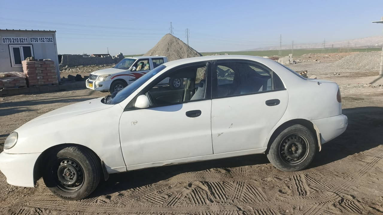 کەرکوک پەنجاعەلی
دايو لانوس 
موديل ٩٩
كير و مكينه كرولا
سنوي تازه به مشروع وطني رقم ديالا 
ده فتر بنزين هه يه
صبغ عام تصفيه معجون هه يه 
سعر 27ڕەقەم تەلەفون ***********واتساپ کراوەیە
