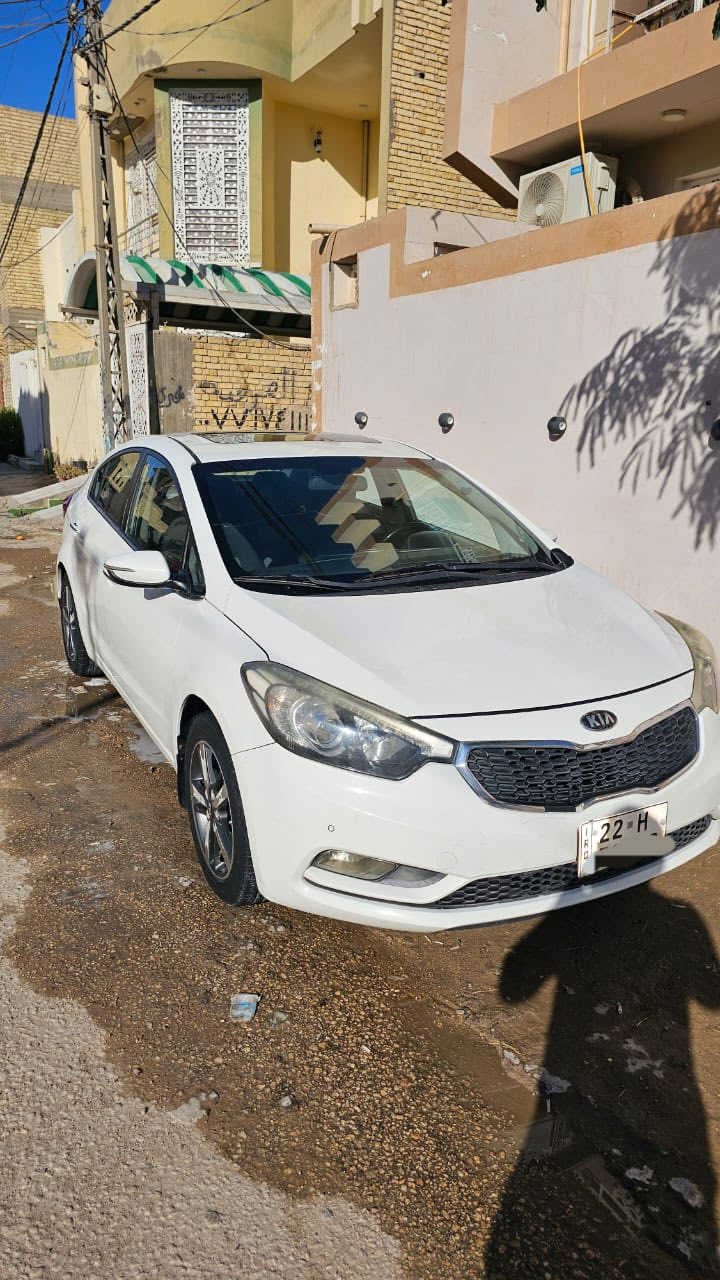 يالله الله هم صلي على محمد وال محمد
للبيع سيراتو
موديل 2014
فول الفول سويج جاهزه من كلشي 
بيه طخ بل دوسه +الجاملغ الامامي 
سعره 129$وبيه مجال للطيبين

ملاحظه مكلف بل نشر 
رقم صاحب السياره ***********
