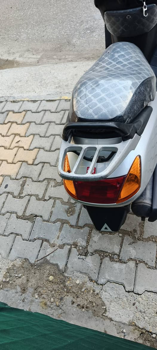 سلام عليكم دراجه سبيسي ياباني مكفوله كفله عامه دراجه كله بلاديه.
*********** مكان كوت مستشفى 🏥 الزهراء
