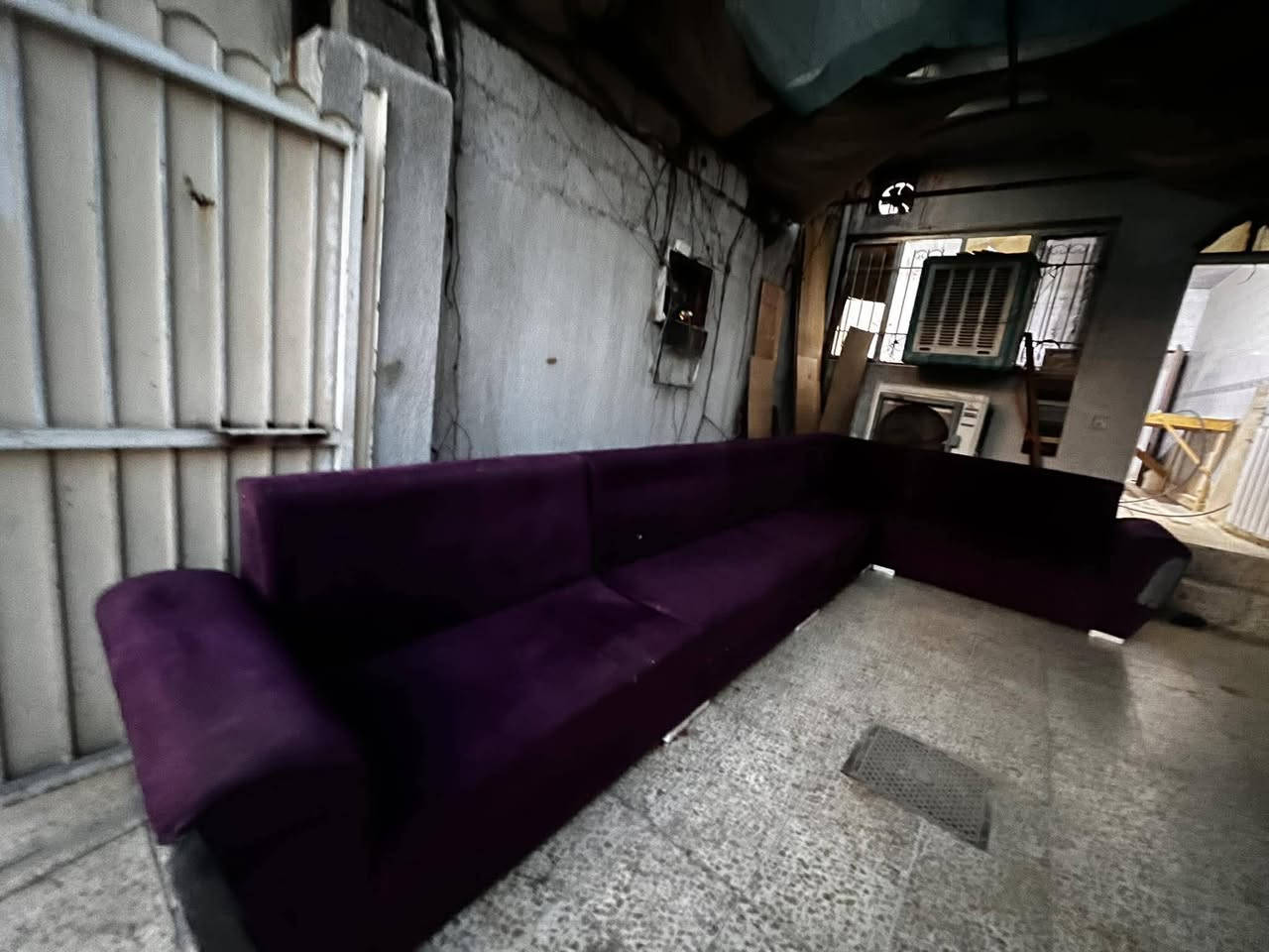 ديوان سبع امتار ونص حيل نضيف مابي اي عيب 
السعر 150


**إذا كنت صاحب هذا الإعلان وتريد حذفه لأي سبب، رجاءا أرسل رسالة إلى الدعم الفني**