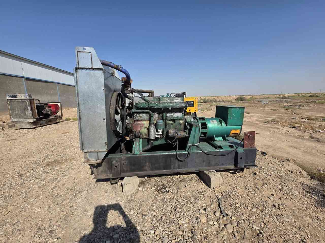 سلام عليكم اسكانيه 12 ونص راس توليد 200kva دبل بوربلن برازيلي
مولد تجفيت جديد كرنك استندر السعر 55$ العنوان اطراف بغداد جديد الشط 
رقم الهاتف ***********
