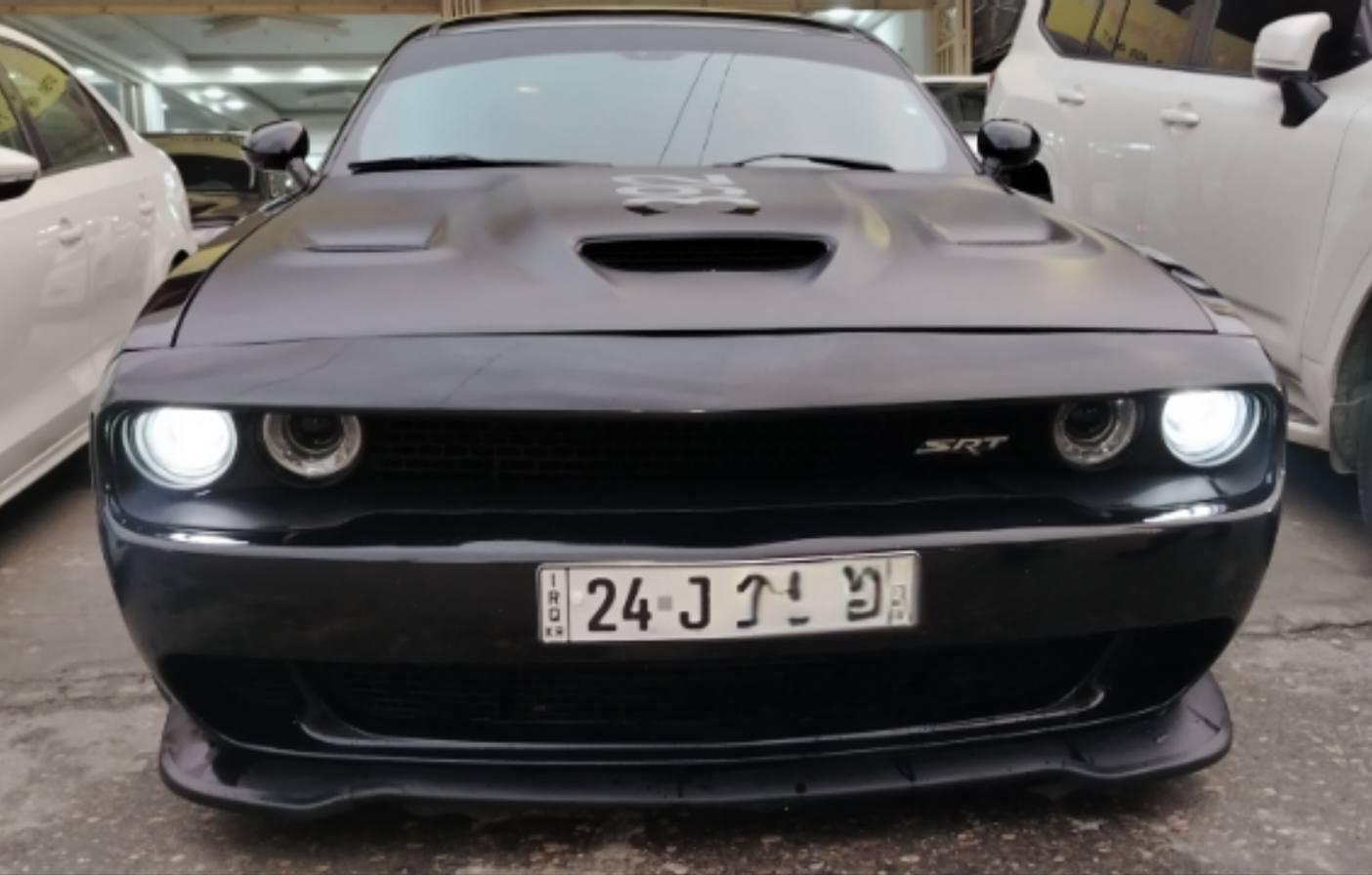 سلام عليكم
( بيع فقط )
جالنجر
 موديل 2018
  ماشي 121 مايل حقيقي بيها جاملغ و بونيد مع جاملغ الخلف صبغ راس الشاصي بي صبغ اربكات سستم رقم الشاصي موجود كير محرك 6 بستن شرط رقم سنويه جديد شرط التحويل السعر 165 بي مجال قليل مكان السياره دهوك رقم موبايل *********** وتساب دهوك, العراق
