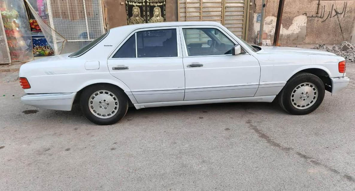 السلام عليكم جامبو ٨٦ رقم إنكليزي باسمي بلاديه كير وحرك مكفولات من كلشي تبريد ثلج منظومه بانزين جديده تخم تاير باتري جديد كهربائيات شغاله غرفه نظيفه  بدون خياس التراث لاتصال ***********
