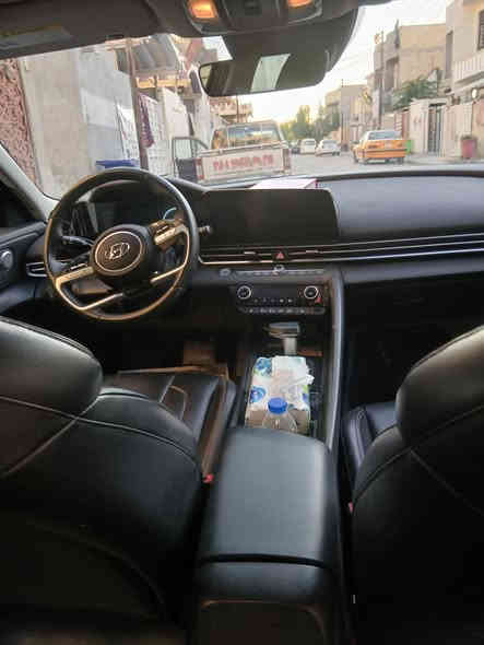 السلام عليكم النتره للبيع موديل ٢٠٢٤ مواصفات فول حادث خشم جاملغ الايمن بدون دواخل وبدون صبغ غير متواجد على الفيس رقم *********** مكان الامين
