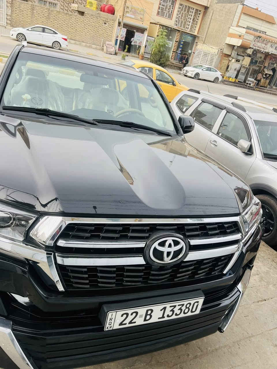 لاندكروز 2008  محدثه 2021سياره جديده بمعنى كلمه سياره كفاله بس مال تحديث حته بيبان كفاله  مال جنيان مكانه نجف سعره ٢٧٠وبيه مجال لاستفسار ***********
