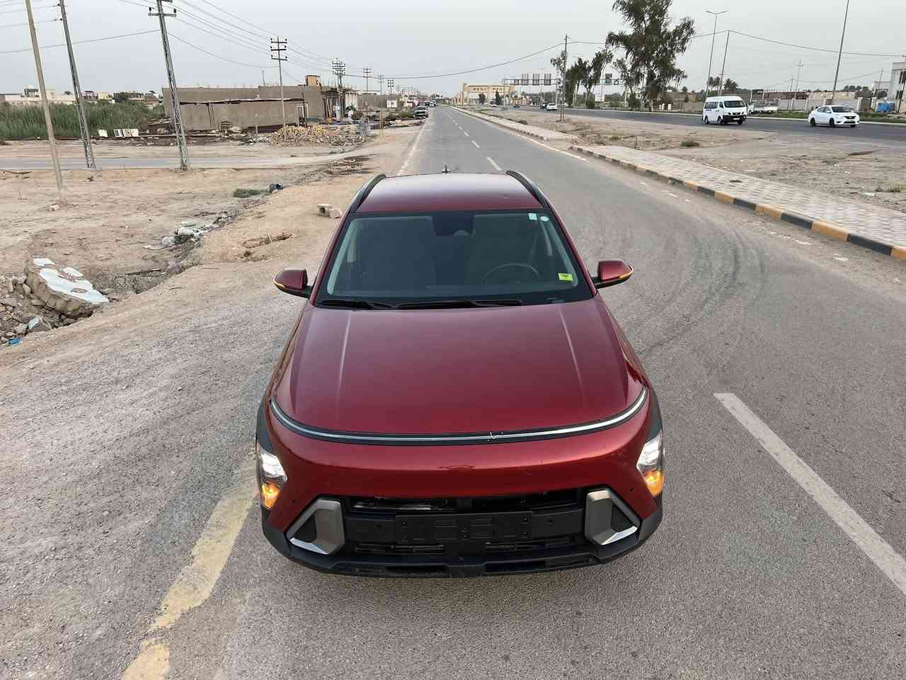 السلام عليكم هونداي كونا ٢٠٢٤ دخول جديد منفيس باسمي تترقم جميع المحافظات عدا الاقليم السياره Selمعروفه مواصفاته مكينه ٢٠٠٠ اربعه سلندر 
شاشه متصله 
عدادات ليزريه 
تحكم استيرن جهتين 
بصمه 
تشغيل عن بعد 
رادارات امامي وجانبي وخلفي 
كامره خلفيه 
سايد بريك كهرباء 
نظام سبورت 
مانع انزلاق 
كشن كهرباء 
وبعد بيه مواصفات السياره  بيه بس البنيد مصبوغ نص احسبه قطعه كامله بدون لغد وشاصي راديتارت اصليه مالاته يعني حتى غاز التبريد مامبدل نفسه مكان السياره بابل حله معروظه ١٥٥وبيه مجال للاستفسار الاتصال على الرقم *********** و ***********
