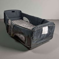 سرير طفل محمول • يتحول لجنطة • جوانب شبك