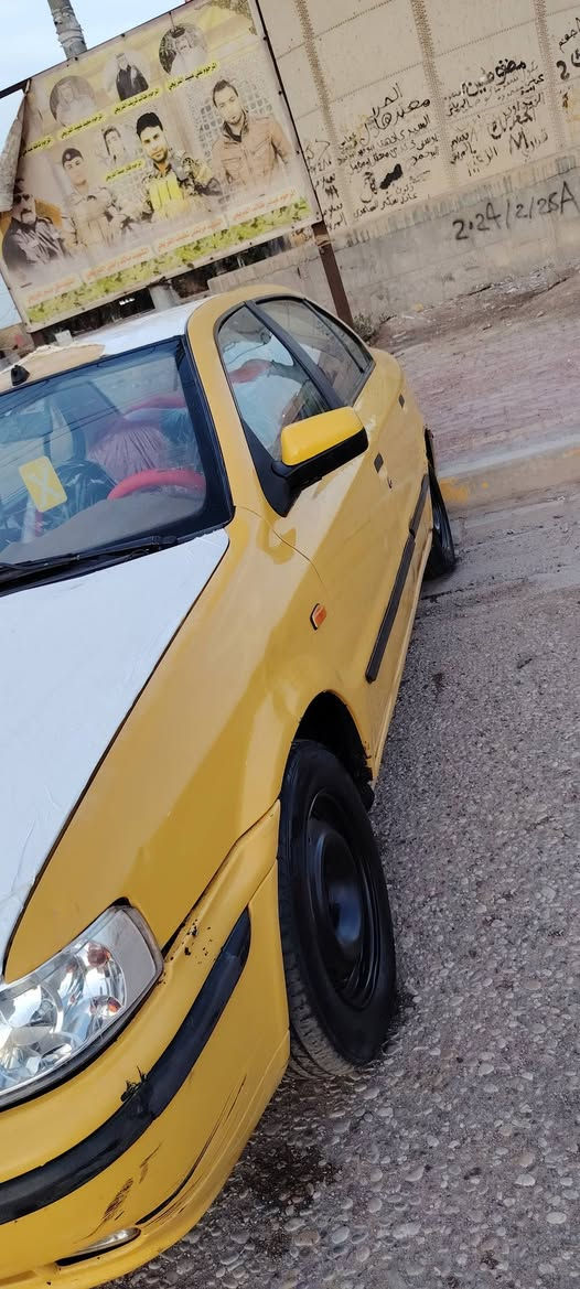 سلام عليكم سمند موديل 2012 ب أسم الشرعي مصفره هيئه وغرامات ب اسم الشرعي سنويه لل 28 كير ومكينه كفاله غاز وبانزين تبريد وتدفئه شغال حداده كامله تخم تاير جديد وترايك وين ماتريد السعر 28 وبيها مجال استفسار هاذ الرقم ***********
