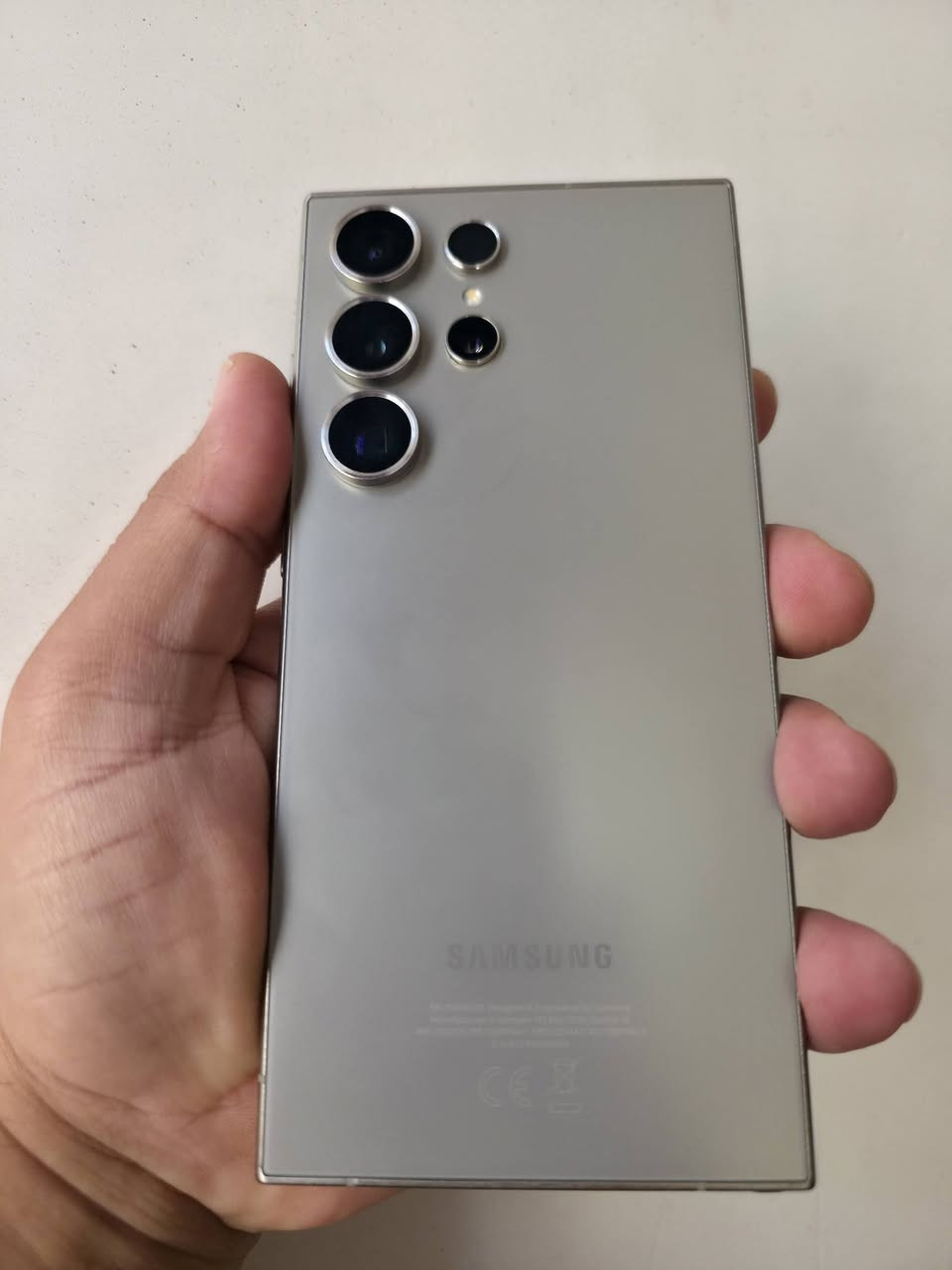 اس الترا 24  اذكره 256   مكفول نضيف تيتانيوم  عربي شرق وسط دبل.  فقط كبل ويا. وراس شحن اصلي من سامسونج  سعر جهاز قفل بدون عمله  875  مكاني بابل  شراي تفضل خاص مو شراي رجائا لا يدخل


**إذا كنت صاحب هذا الإعلان وتريد حذفه لأي سبب، رجاءا أرسل رسالة إلى الدعم الفني**