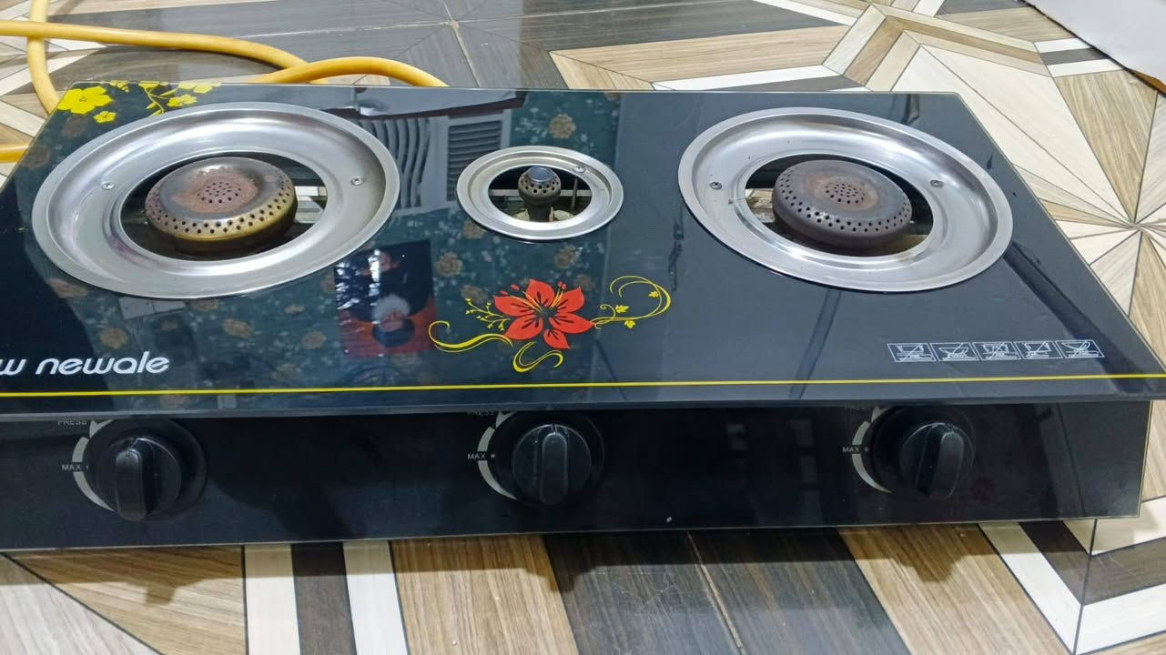 السلام عليكم طباخ غاز منضدي ثلاث عيون  للبيع السعر 20 مكان المعقل


**إذا كنت صاحب هذا الإعلان وتريد حذفه لأي سبب، رجاءا أرسل رسالة إلى الدعم الفني**