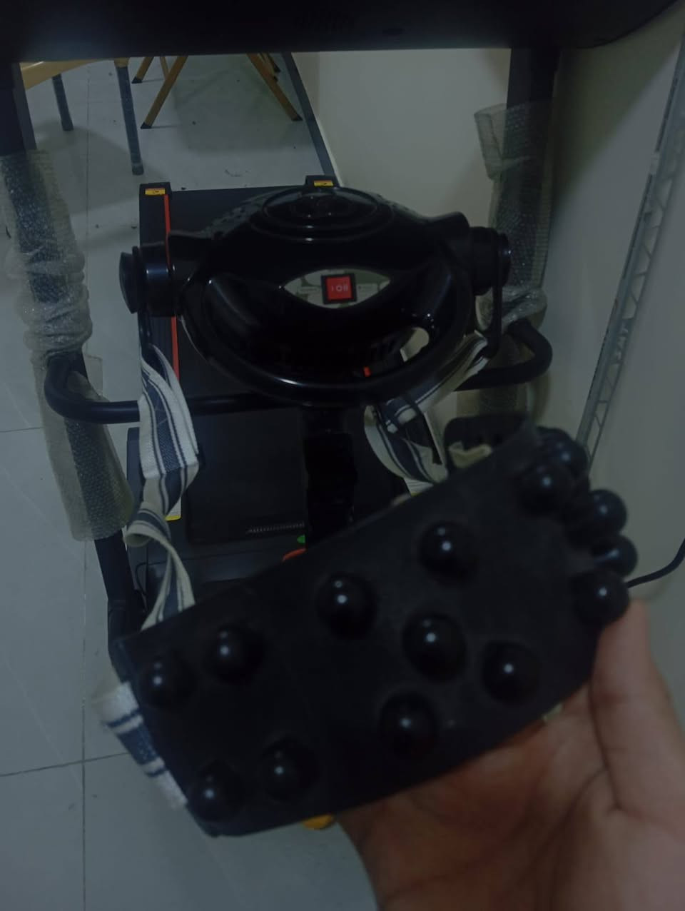 جهاز جري للبيع جديد استعمال قليل جدا مع جهاز رجاج للبطن و ملحقاته السعر 400الف للتواصل موبايل ***********
