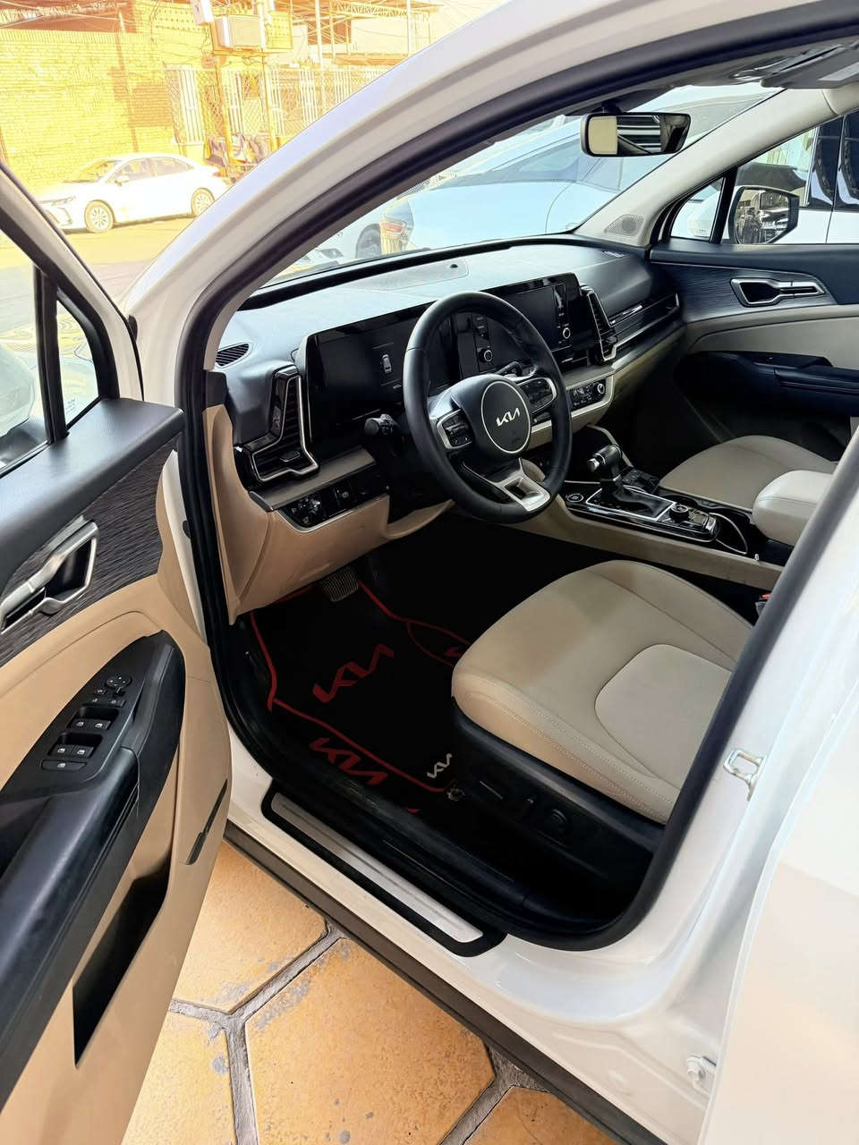 السلام عليكم
 كيا
 سبورتج 2024 خليجي
ماشيه 48الف
رقم بغداد   
السونر بل منشور

✅كشن تدفئة 
✅ستيراً تدفئا 
✅بصمة تشغيل 
✅تشغيل عن بعد
✅هند بريك بصمه
✅رادارات جانبي 
✅حساسات امامي خلفي 
✅محرك 2000 دوش
✅شفتات كير بالستيراً
✅أشاير بالمري
✅كاميره دواره 
✅يدات نيكل 
✅المري كهربائيه شفط
✅شاشة كبيره نفكيشن كار بلي
✅ويل كب كروم
✅مانع انزلاق
✅تحكمات ستيراً جهتين 
✅كروس سرعة 
✅مود درايف 4 انطمة قياده 
✅لايت زنون ثلاث عدسات.                                          
✅جنطة كهرباء
✅كشن سائق ولبصفة كهرباء

السعر 22800$ بي مجال بسيط ‏

العنوان بغداد 

الاستفسار 
***********
***********
