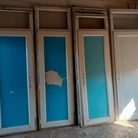 ابواب وشبابيك • بي في سي • مستعمل