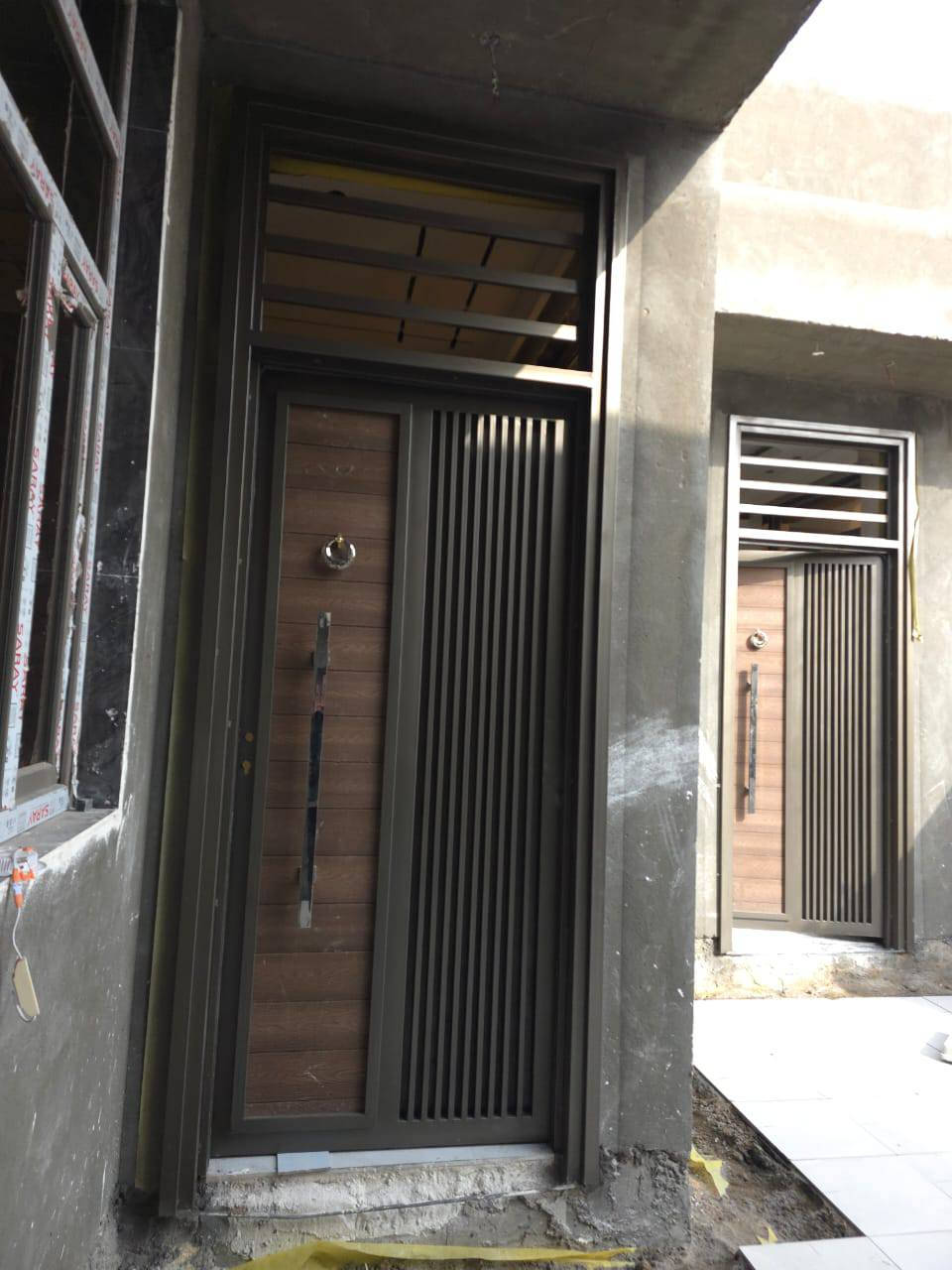 السلام عليكم
محل حداده بحاجه الى خلفه شغله هم شي نضيف 
العمل على متر مربع 
عنوان الورشه الناصريه السريع قرب تقاطع السكان 
رقم ***********
