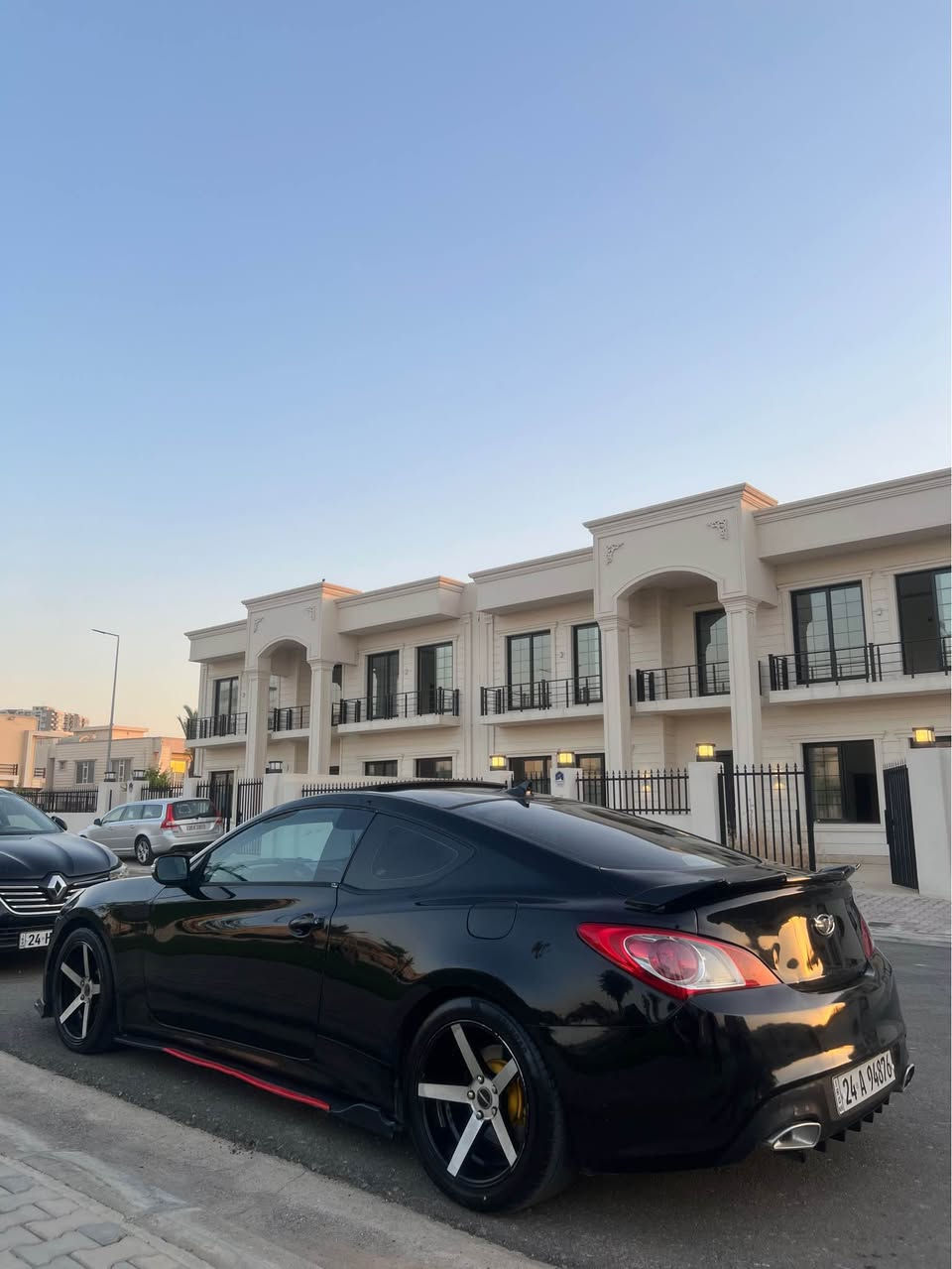 Hyundyi cuope V4 2010
هویوندا کوپێ 
مودیل:٢٠١٠
مکینە:٢.٠توربو 
شوتەی مارکەی لەسەرە
ماسفات
١:سلایت
٢.کوشن کارەبای
٣:بەسمە
٤.دەرگا بەسمە
٥.گێر سپورت مارکە
٦.ئاوینە یشارەت
فولەی گێر عادی ٦گێر
گێر و مکینە کپس
رەقەم و سنەوی نویە
سبخ:٣ پارجە بخ
سعر:٨٣
رەقەم تەلەفون:*********** أربيل, العراق
