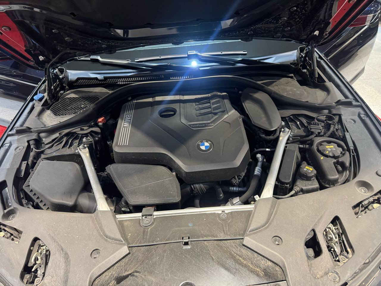 BMW 520  M package 2022.
🔥 ام باكج بلاد شركة 🔥
وارد الماني ضمان دولي بشرط
رقم اربيل. 
فول مواصفات 
اوتو بارك /اوتو هولد. 
رادار تصادم  
كامرا خلفية 180
حساسات 360
رادارات 360
تشغيل عن بعد
أنظمه قيادة متعدده
شاحن وايرليس
داخل قيسي 
كاربلي/ اندريود اوتو
كشن كهرباء خزن
ستيرن كامل تحكمات 
خطوط بيضاء 
نقطه عمياء 
دخول ذكي 
داخل اناره متغيرة الالوان  
قيادة ذاتية
السيارة محرك وكير مكفول من كلشي
ماشي77 الف كيلو وقابل للزيادة 
السعر مناسب بالنسبة للمواصفات والنظافه 
سيارة مغلف بي بي اف ضمان 5 سنوات

سيرفس وكالة كامل 🔧

تبديل دهن وكالة

صفر مسج سيارة جاهزة وجداً نظيفة

شرط التحويل او وكالة هزة جديدة

📍 الموقع: (أربيل)

***********
