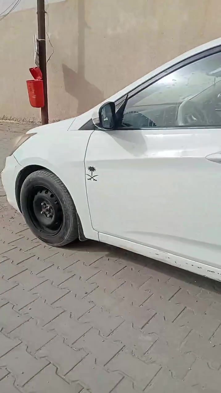 السلام عليكم اكسنت موديل 16 وارد خليجي بارد بل جاملغ امامي ودوسه صبغ فقط باقي كفاله تبريد تتفئه حداديه 60ب100 بسمنه وتحويل ثاني يوم رقم ذي قار ب96 وبيهه مجال بسيط ***********
