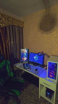 ميز حاسبة • ١٨٠×٧٥سم • بغداد الاعظميه