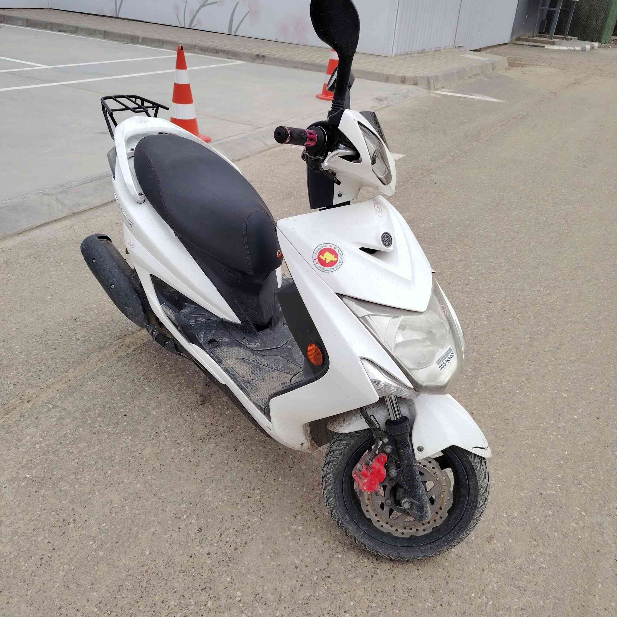 السلام عليكم مراوس بشي مرتب سكنس لد ياباني قبق نفخ استاند حساس نكره سلف كهربائيات كوله شغاله شلعه ومعدل فول دشبول شغال نضيفه محرك مكفول واخرس كل نقص مابيه فقط الكفرات مبدلهن تايوان اصلي مكاني صليخ عل سريع محمد القاسم شركه تويوتا ***********
