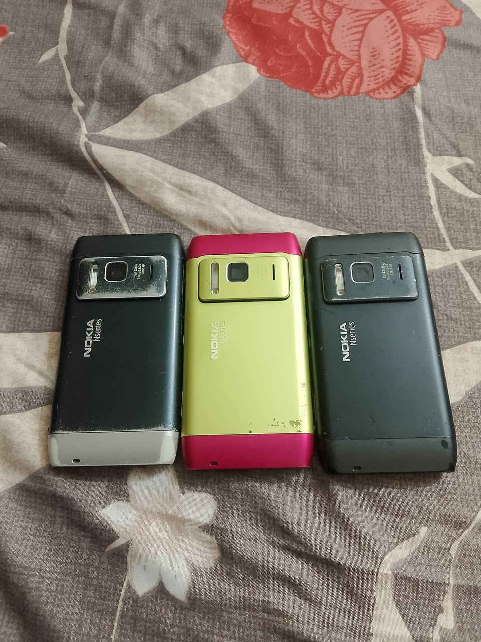 نوكيا N8 شغالات سعر الكل 100


**إذا كنت صاحب هذا الإعلان وتريد حذفه لأي سبب، رجاءا أرسل رسالة إلى الدعم الفني**