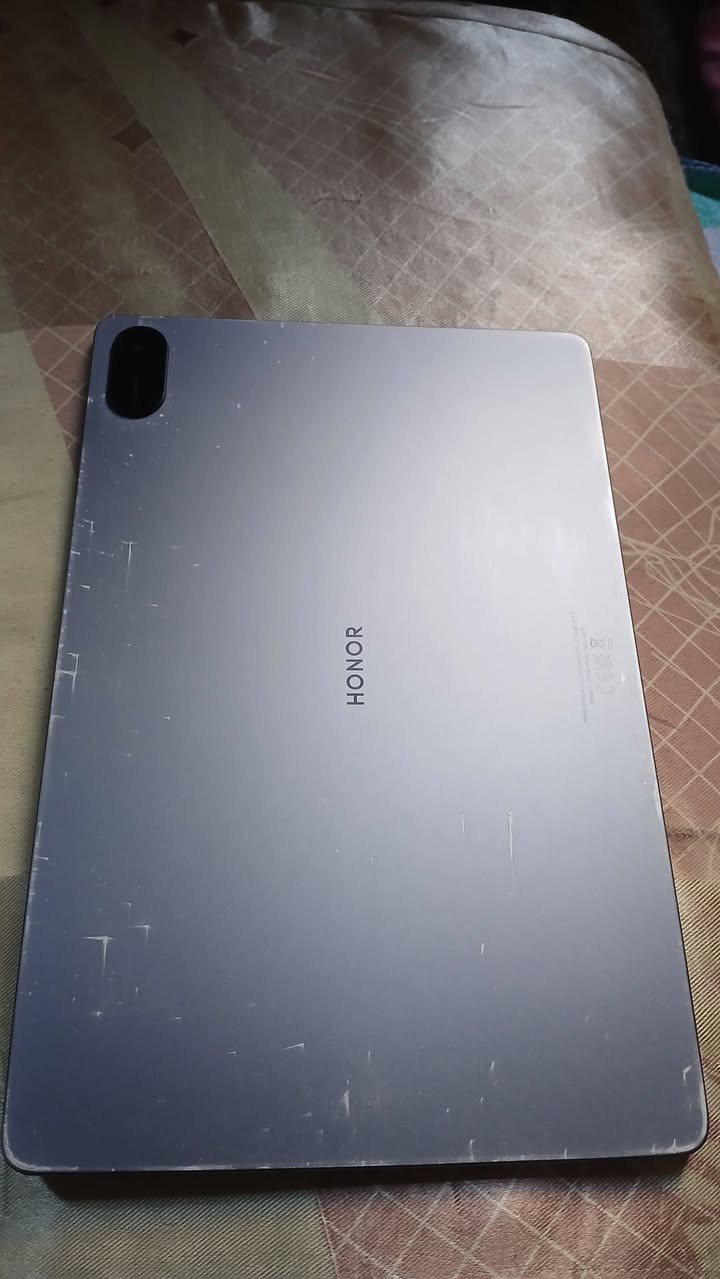 يسلام عليكم ايباد HONOR x8a  ذاكرة 128 عشوائية4 بوبجي60فريم مثل ما بالصورة بي شخوطات بسيطة ويا الكفر مالتة وكارتونتة ويا والبطارية 8300 ملي امبير السعر 170وبي مجال للطيبين مكاني ديوانية قضاء السنية


**إذا كنت صاحب هذا الإعلان وتريد حذفه لأي سبب، رجاءا أرسل رسالة إلى الدعم الفني**