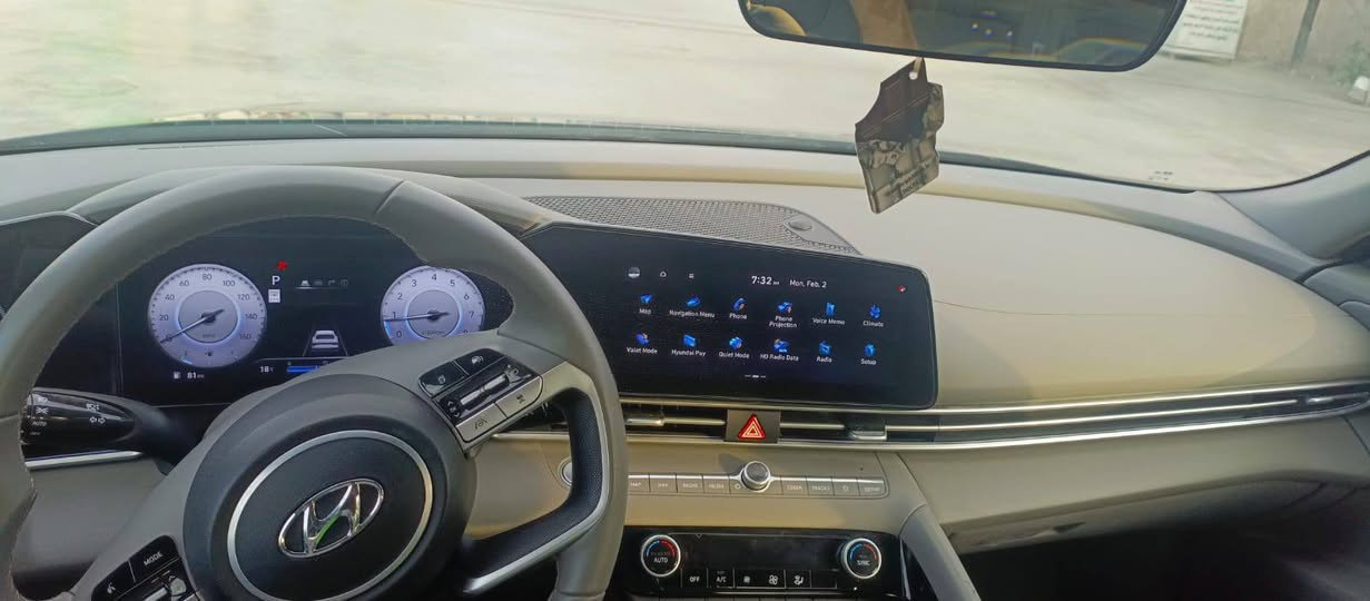 النترا للبيع موديل 2025 بدون رقم
حادثه جاملق بنيد فقط 
فول مواصفات الأخير عنوان بغداد
اسعر 145 ورقه بيه مجال اتصال *********** بغداد, العراق
