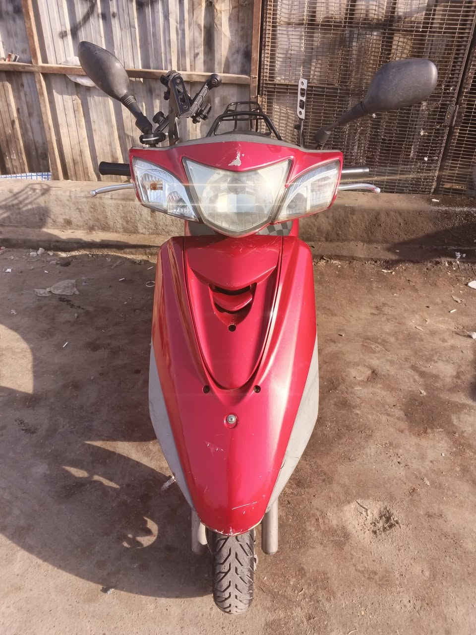 سلام عليكم شباب دراجه بريز بغبغاء مكفوله كفاله عامه من كفر ومكينه درجه نضيفه جيب فيتر وتعال وفحص السعر 950وبيهه مجال بصيط الرقم ***********
