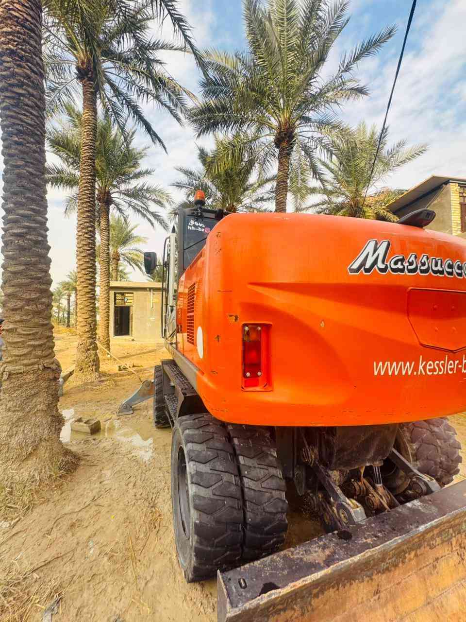 يالله سلام عليكم حفاره هيتاشي تأير Z3 موديل 2010حجم 170W حفاره زيرو ومتعوب عليها دخول جديد قبل كم شهر طبت ما مشتغلة بالعراق ولا كيلة أرقام وسنوية بغداد باسمي رجلين اني شادهن كيلة جديدة  شرط ما مفتوح بيه برغي كلة على البلاد ما يحتاج اشرح خوان سعر اتصل مكلف بنشر اني ***********
