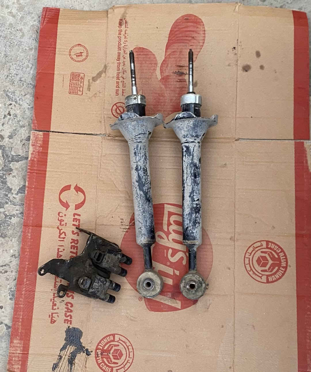 ابواب سايبة للبيع جهة عكس السايق
نظافة 100‎% كاملة مع الجام والكيلونات نقصها بطاين
درايف شفت كامل شغال 100‎%‎
دبلات خلفي شغالة 100‎%‎
صوندة بور اصلية
مجول اصلي شرط العمل 

مكاني بغداد متوفر توصيل داخل بغداد


**إذا كنت صاحب هذا الإعلان وتريد حذفه لأي سبب، رجاءا أرسل رسالة إلى الدعم الفني**