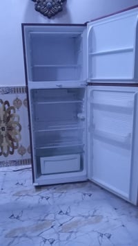 للبيع • ثلاجة • واتساب