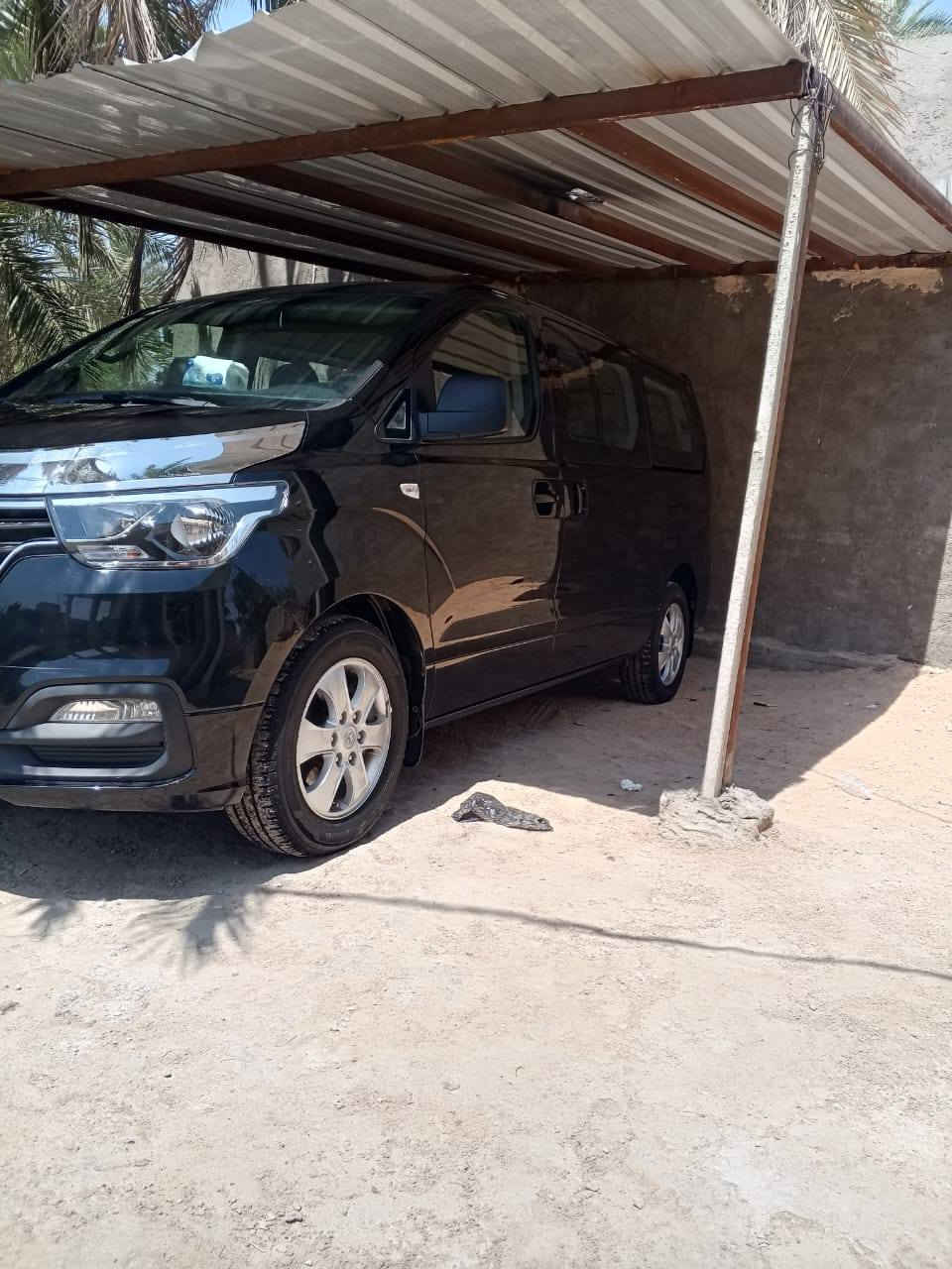 سياره ستاركس اصل 21مرمزه 23مكفوله ما عده الجاملغ الأيمن بي رشه من كوريه السعر 325وبيه مجال والموشراي لا يتعبني الرقم ***********
