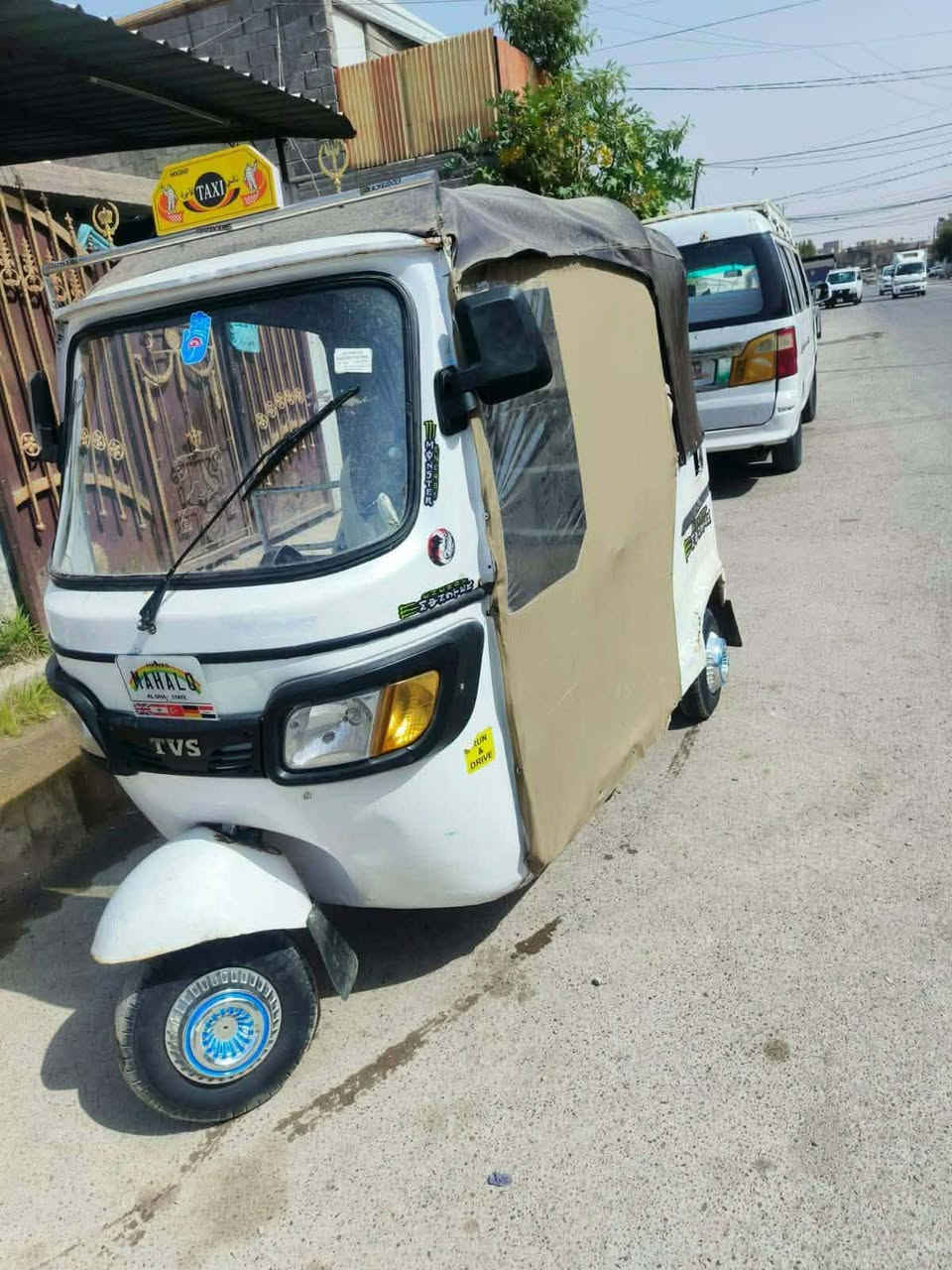 السلام عليكم تكتك موديل 18 جاهزه مابيهه نقص اوراق مكينه وكير خير من الله السعر 2800 مجال قليل مكان بغداد جديده ***********
