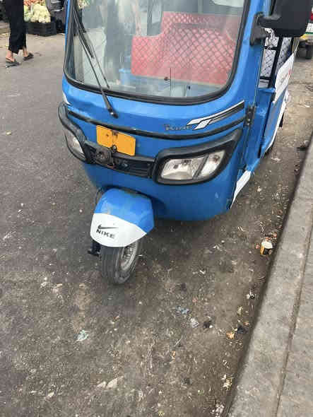 تكتك تي فيس 22رقم وسنويه  السعر 7250محرك مكفول بدي شوف العين البصره ***********
