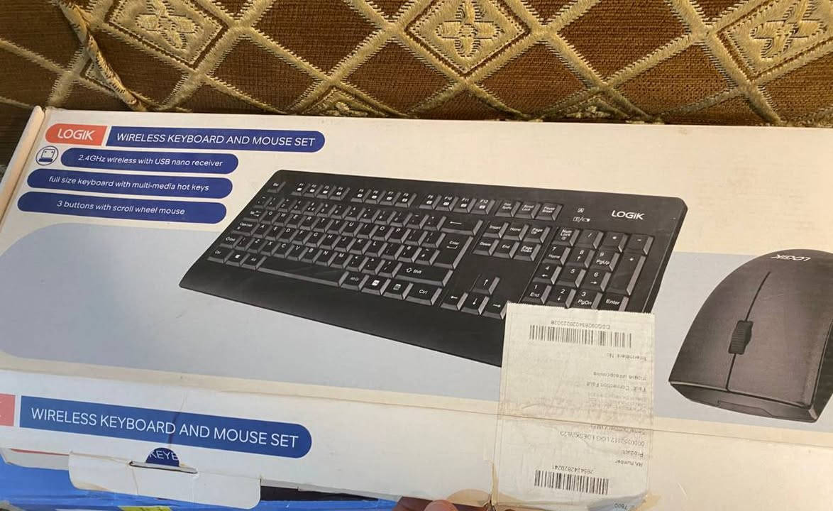 السلام عليكم 
بضاعه امزون اوربي 
شيعجبك موجود وباسعار تنافسيه


**إذا كنت صاحب هذا الإعلان وتريد حذفه لأي سبب، رجاءا أرسل رسالة إلى الدعم الفني**