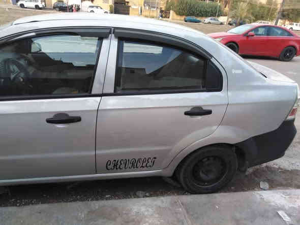 أفيو مديل 2010 خليجي محرك 1600 مسكر كير عادي 
رقم أربيل سنوية ساقطه ضربتها جاملغ عكس السايق والجاملغ الخلفي السيارة حلوه كير ومحرك وصدر مضمون ميه بالميه وكاله وتحويل ثاني يوم 
للاستفسار المراسله خاص او الاتصال على الرقم : 
*********** 
السعر : 52 ورقه وبيها مجال
