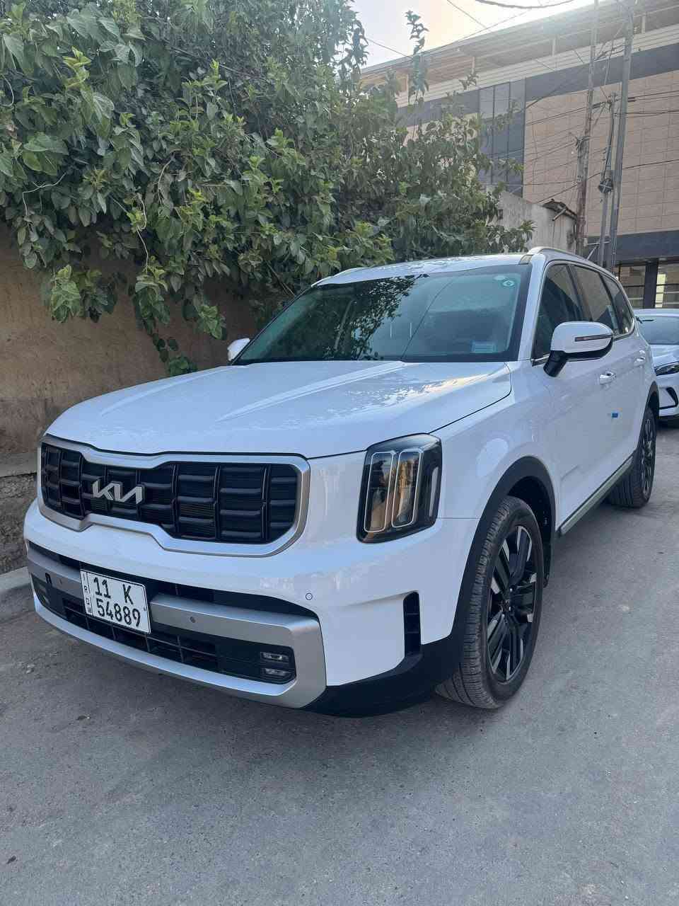 تيلورايد 2025 لون ابيض
رقم بغداد ب أسمي
خليجي
زيرو ماشيه 5000
محرك 3800
فول مواصفات 1\1
ماكو داعي اذكرهن معروف مواصفات الفول 
مكفولة من كلشي
ضمان شركة أكدال خمس سنوات و صار شهرين من ماخذيها 
مكان السيارة حله المركز
السعر 410 وبيها مجال 
للأستفسار الاتصال
***********
